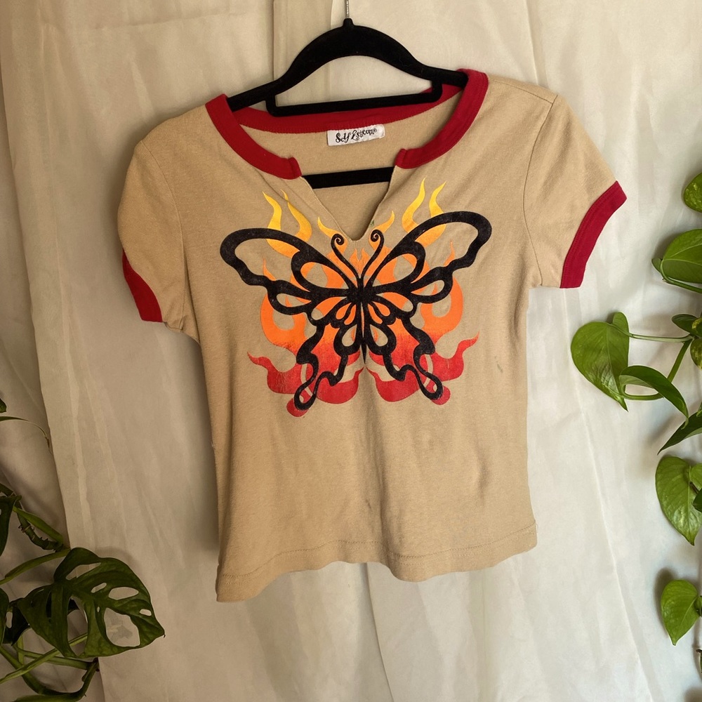 2000’s flaming butterfly shirt 🦋🔥